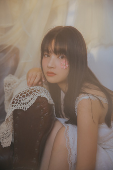 免费观看美女隐私部位