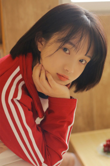 LISA在疯马秀跳的舞蹈